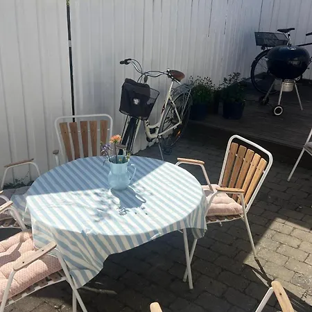 Charmerende I Skipperkvarteret I Med 3 Soveværelser Feriehus