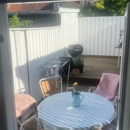 度假居 Charmerende I Skipperkvarteret I Med 3 Sovevaerelser